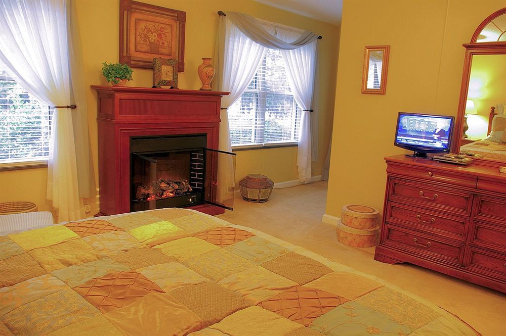 Brookside Mountain Mist Inn Waynesville Extérieur photo