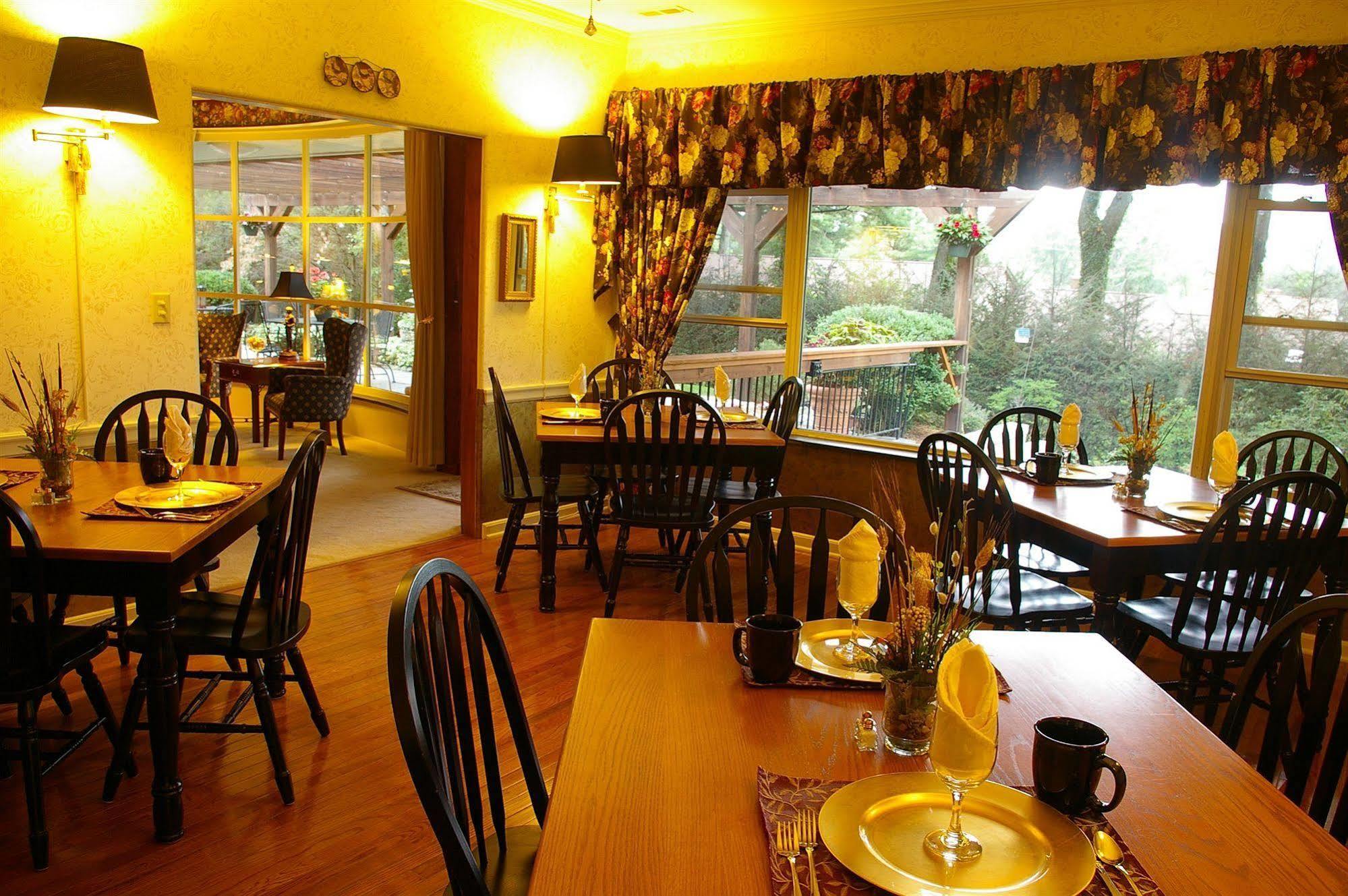 Brookside Mountain Mist Inn Waynesville Extérieur photo